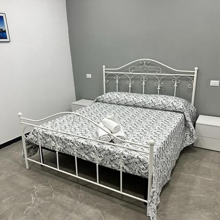 Le Camere Di Anna E Grazia Неаполь Экстерьер фото